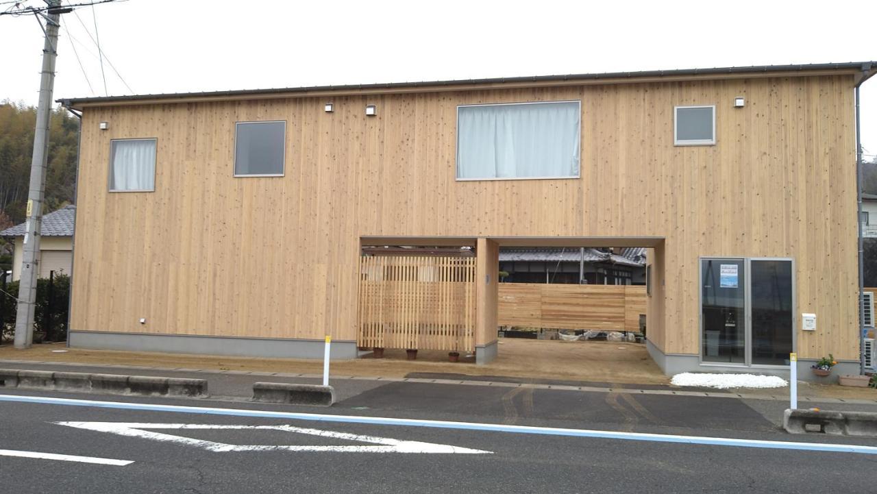 伯方plus+ Imabari Railway Station Exteriér fotografie